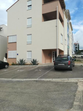 Apartments with a parking space Zadar - Diklo, Zadar - 14846